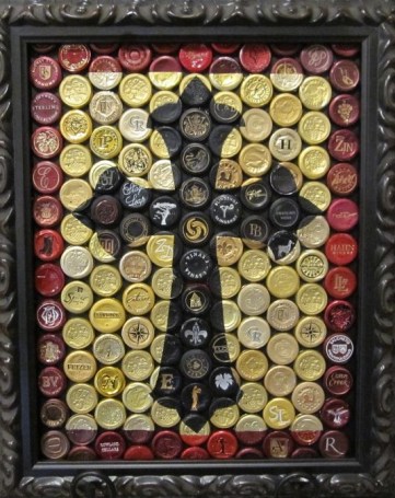 vino mosics the cross