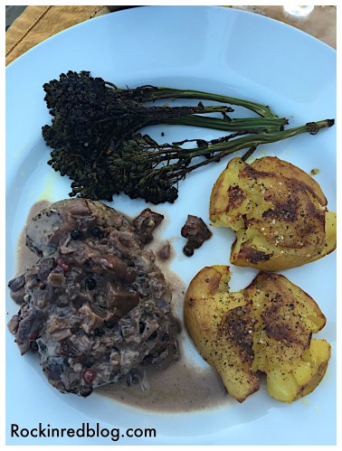 steak with mushroom sauce dinner