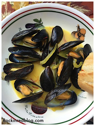 Coconut milk and Saffron Mussels